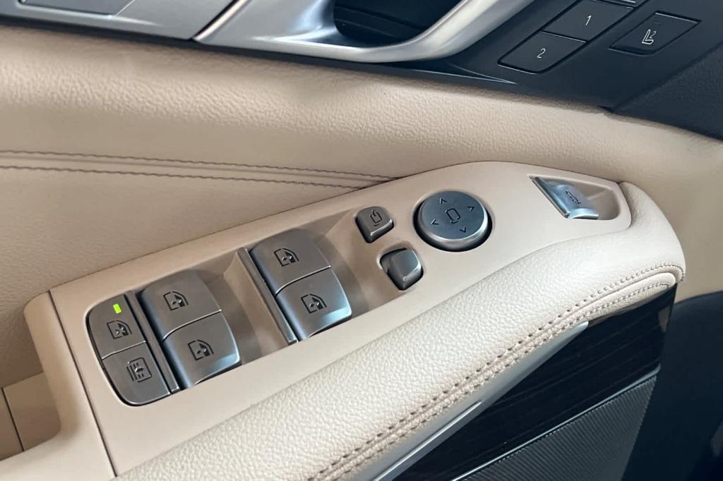 used 2021 BMW X7 car, priced at $38,218