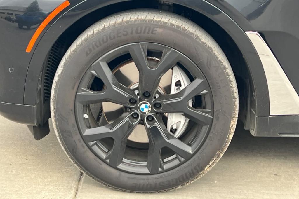 used 2021 BMW X7 car, priced at $38,218