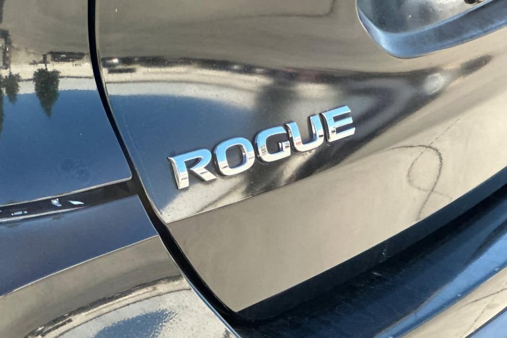 used 2019 Nissan Rogue car, priced at $10,832
