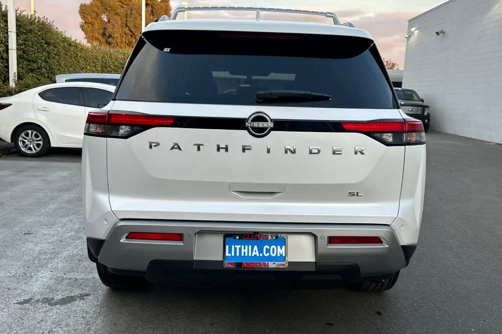 new 2025 Nissan Pathfinder car, priced at $43,174