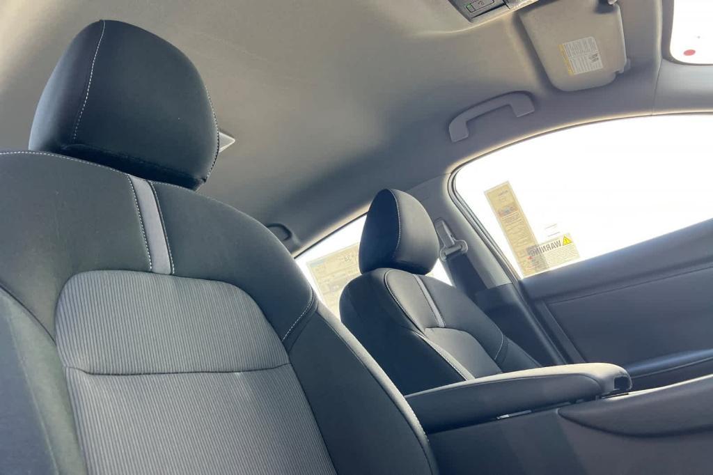 new 2025 Nissan Sentra car, priced at $22,689