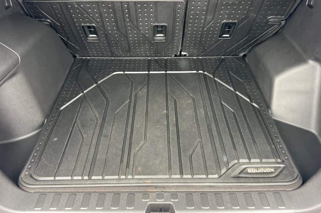 used 2023 Chevrolet Equinox car, priced at $20,821