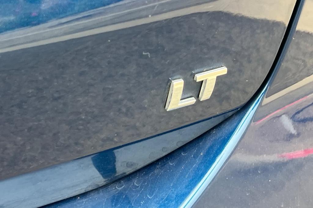 used 2023 Chevrolet Equinox car, priced at $20,821