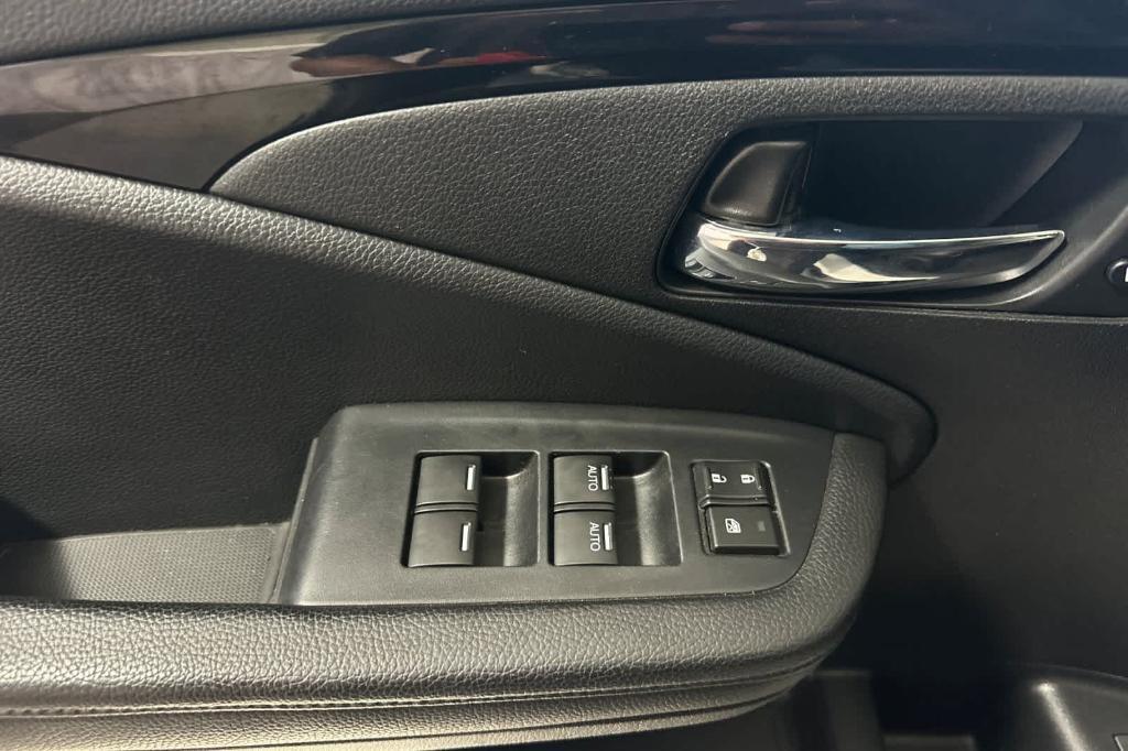 used 2022 Honda Pilot car, priced at $23,729