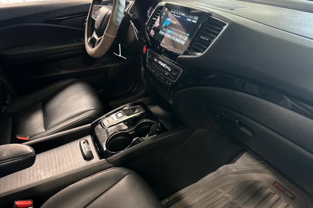 used 2022 Honda Pilot car, priced at $23,729