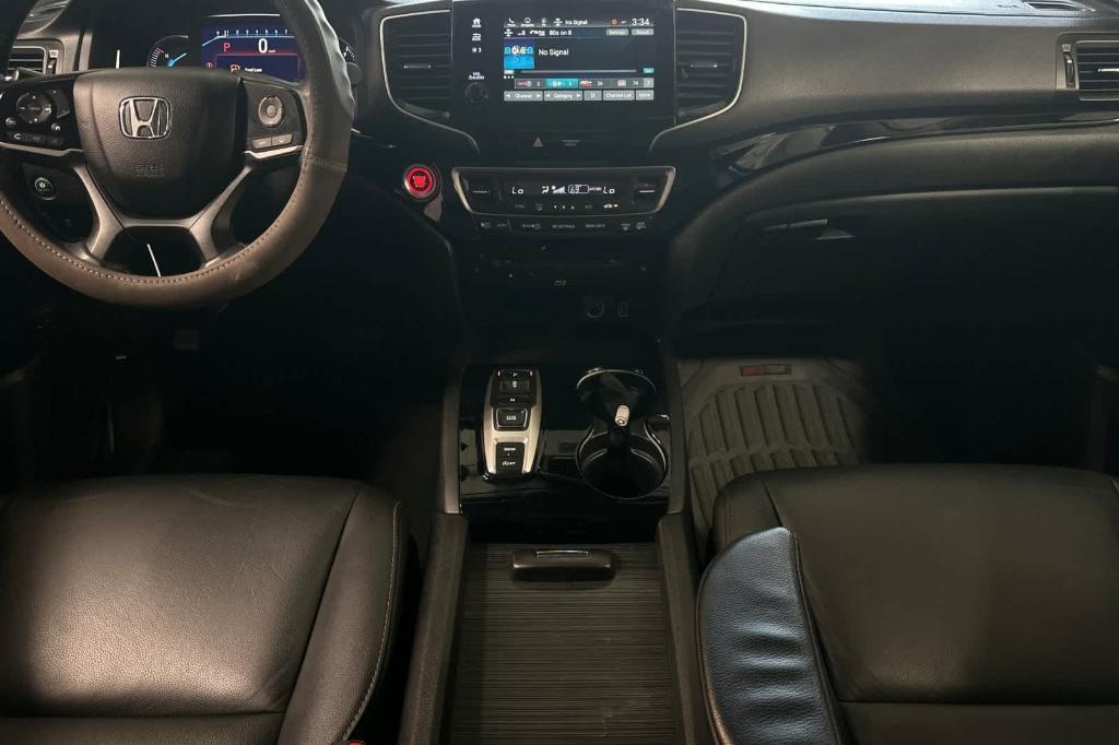 used 2022 Honda Pilot car, priced at $23,729