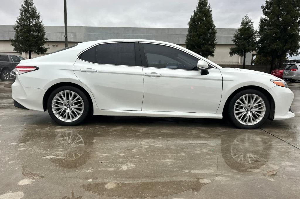 used 2018 Toyota Camry Hybrid car, priced at $18,727
