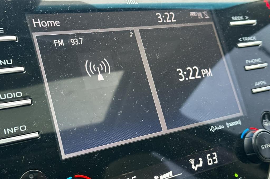 used 2018 Toyota Camry Hybrid car, priced at $18,727