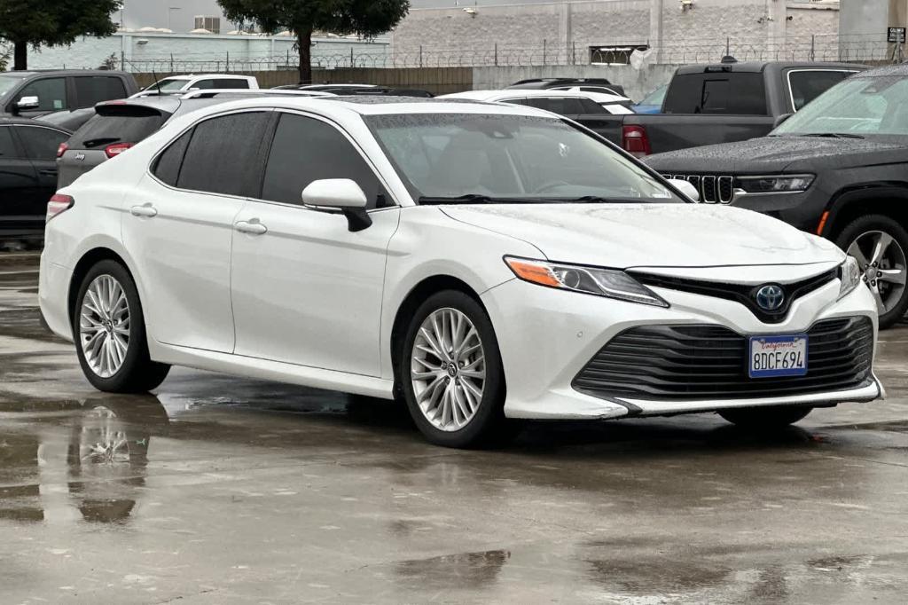 used 2018 Toyota Camry Hybrid car, priced at $18,727