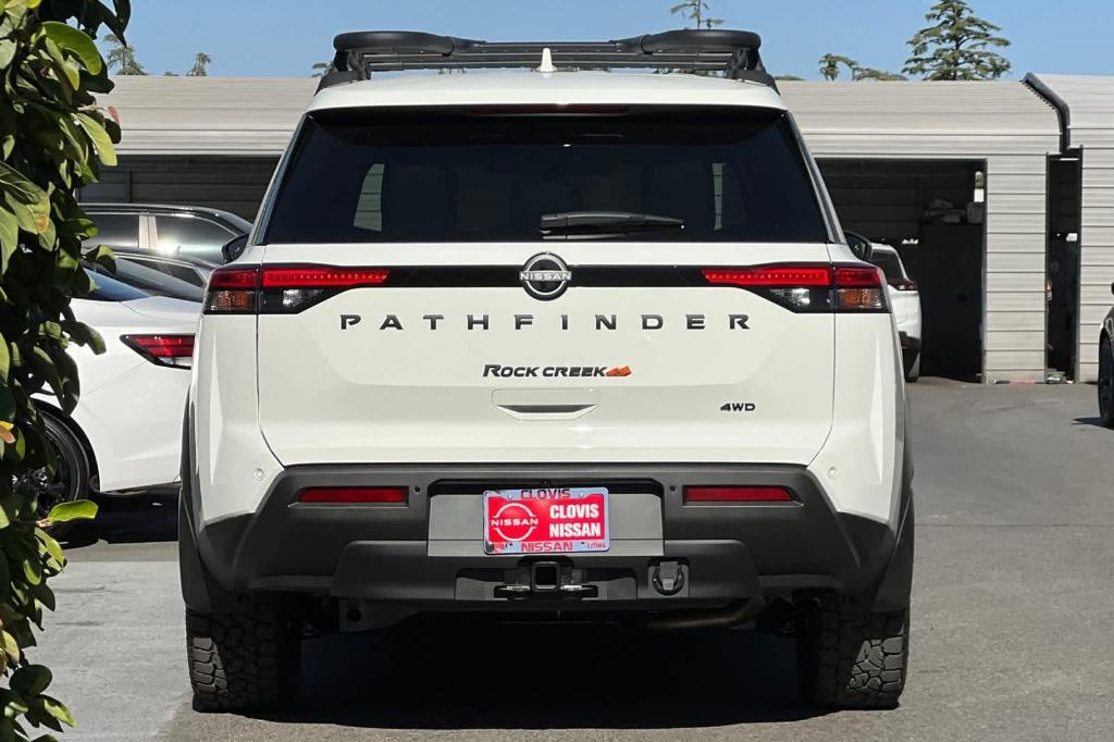 new 2025 Nissan Pathfinder car, priced at $40,762
