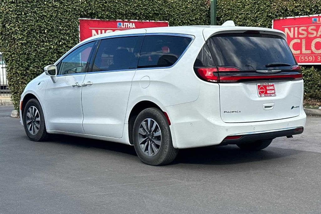 used 2022 Chrysler Pacifica Hybrid car, priced at $24,163