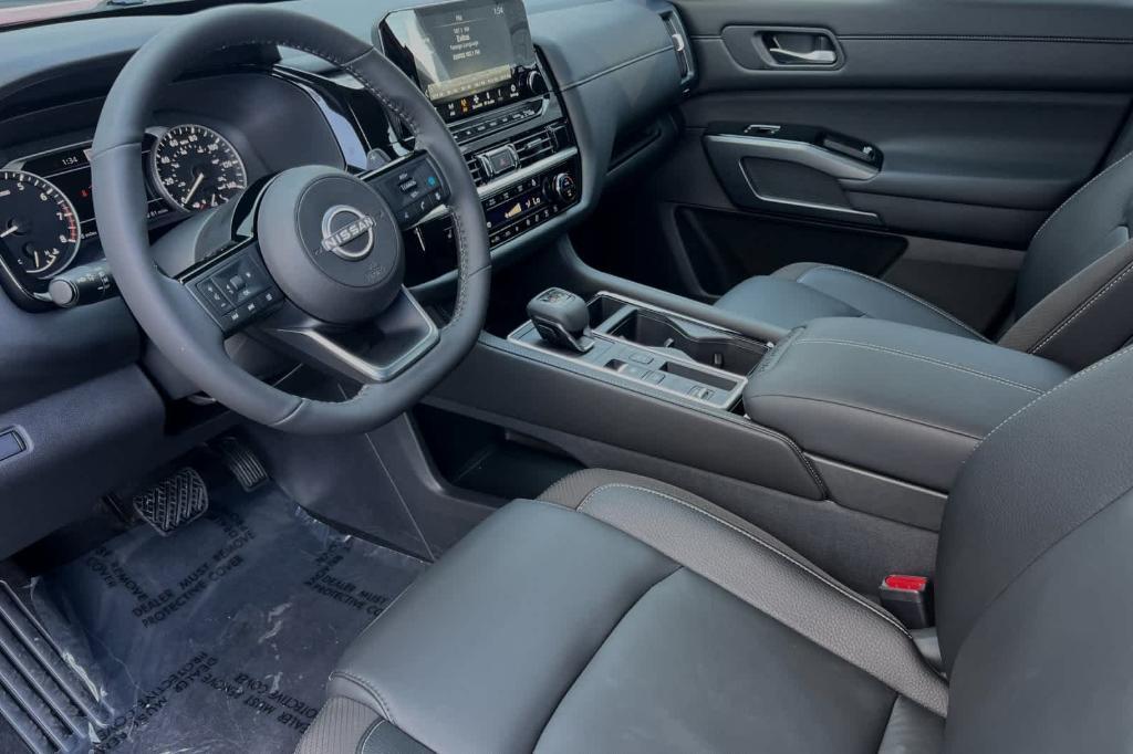 new 2024 Nissan Pathfinder car, priced at $39,639