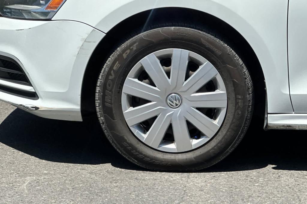used 2015 Volkswagen Jetta car, priced at $7,827