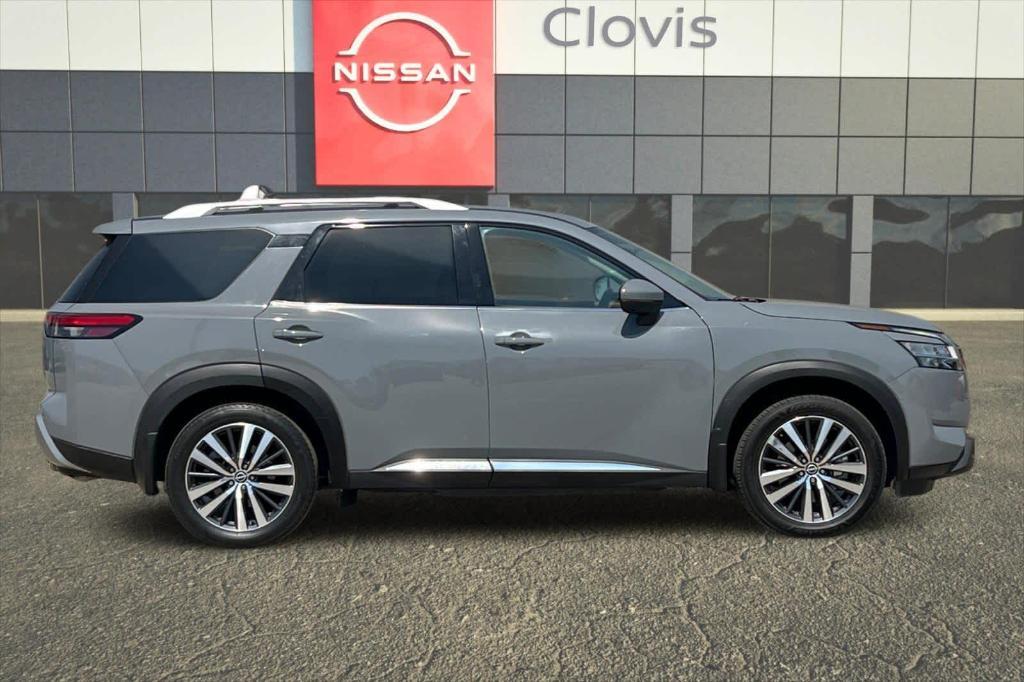 used 2022 Nissan Pathfinder car, priced at $29,915