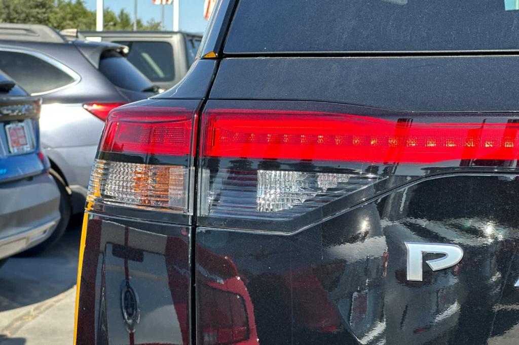 new 2025 Nissan Pathfinder car, priced at $43,890