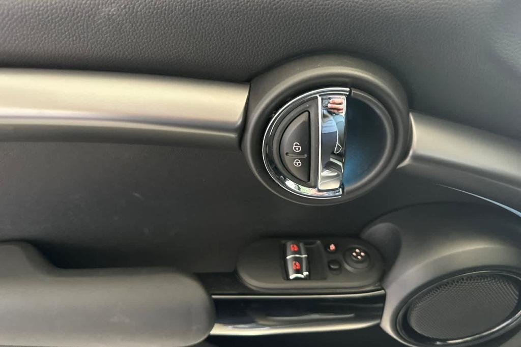 used 2023 MINI Hardtop car, priced at $20,964