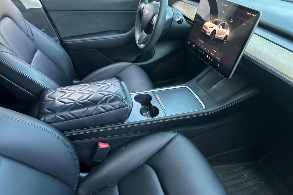 used 2022 Tesla Model Y car, priced at $31,752