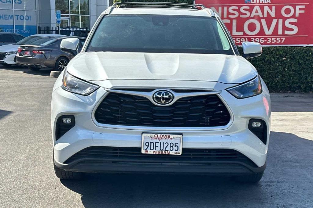 used 2022 Toyota Highlander car, priced at $35,949