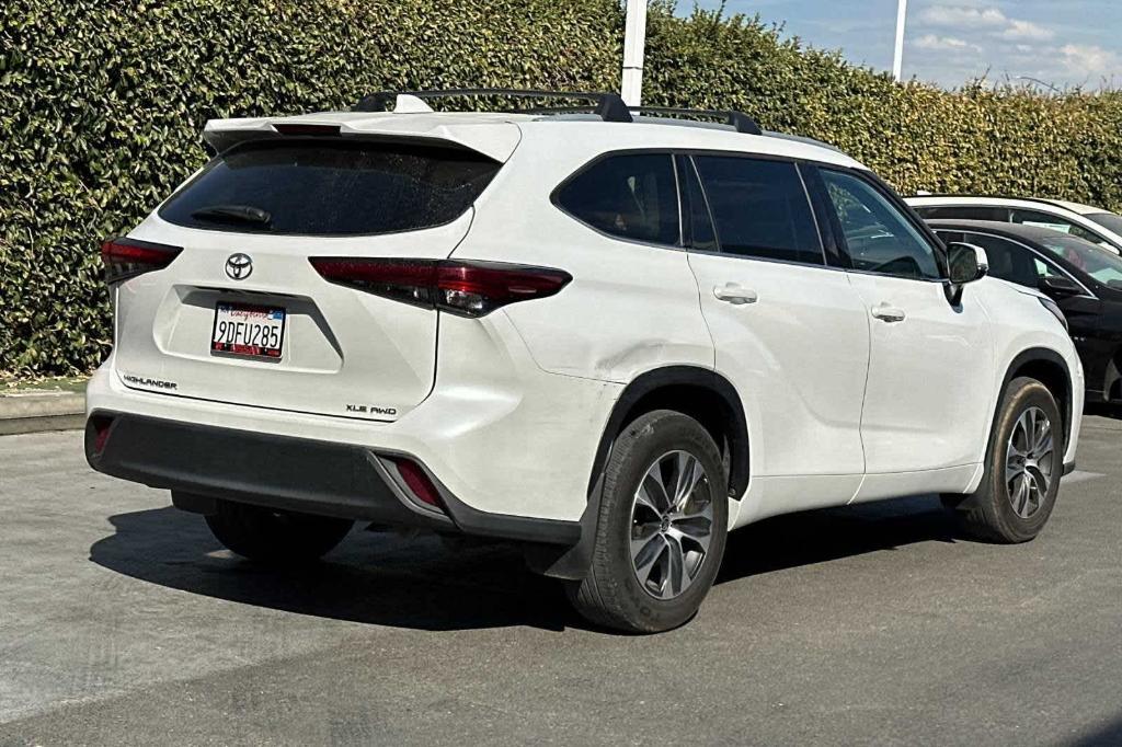 used 2022 Toyota Highlander car, priced at $35,949