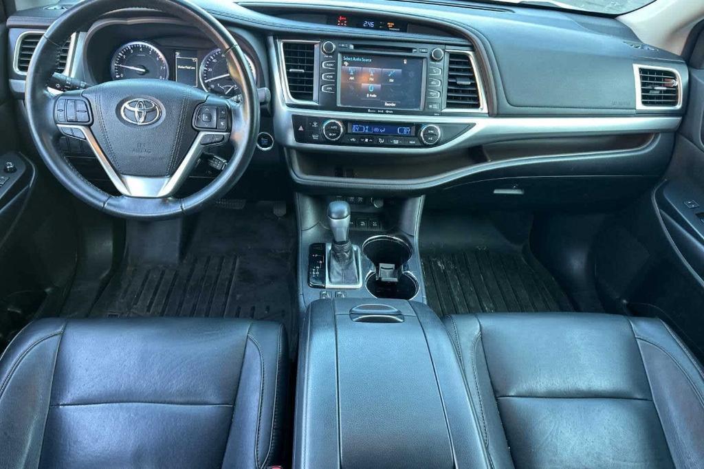 used 2018 Toyota Highlander car, priced at $29,868