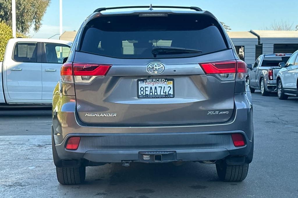 used 2018 Toyota Highlander car, priced at $29,868