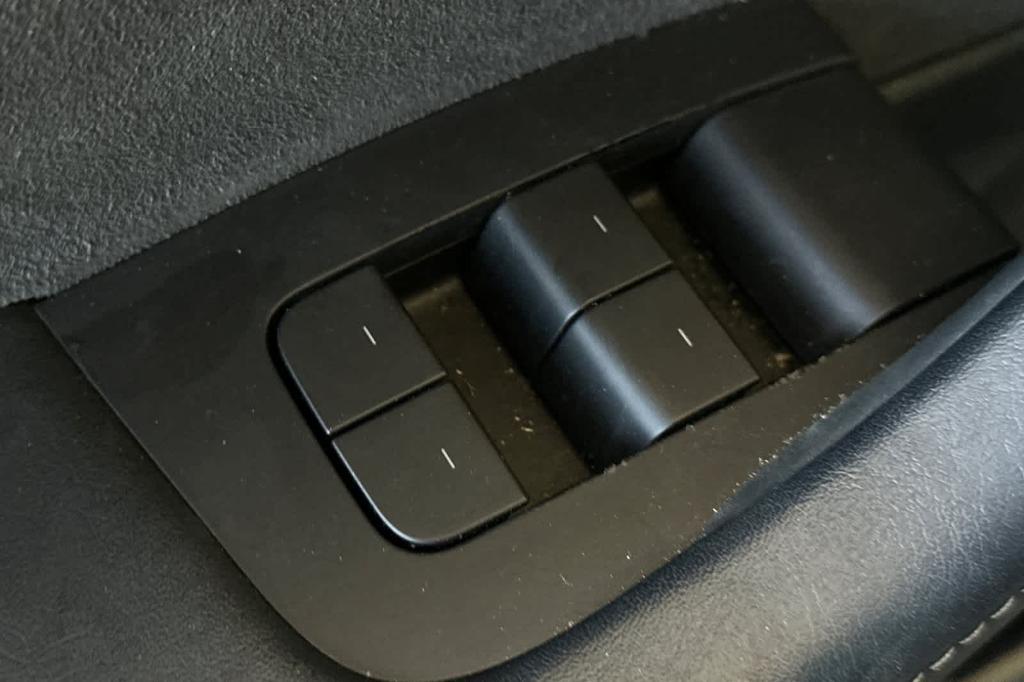 used 2022 Tesla Model 3 car, priced at $27,172