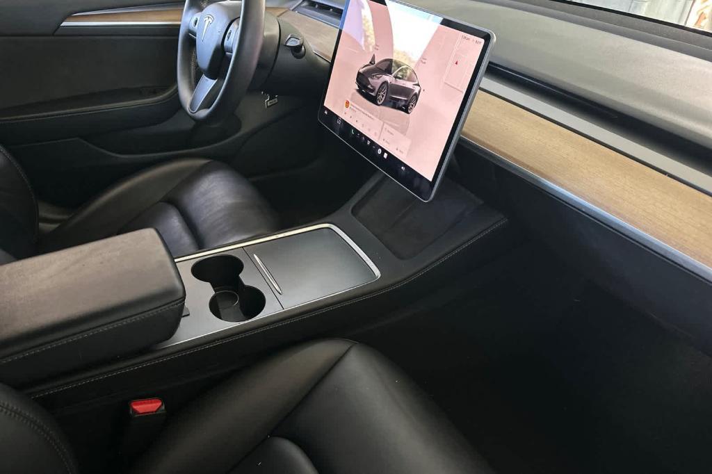 used 2022 Tesla Model 3 car, priced at $27,172