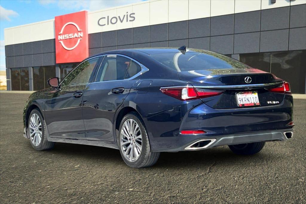 used 2019 Lexus ES 350 car, priced at $27,258
