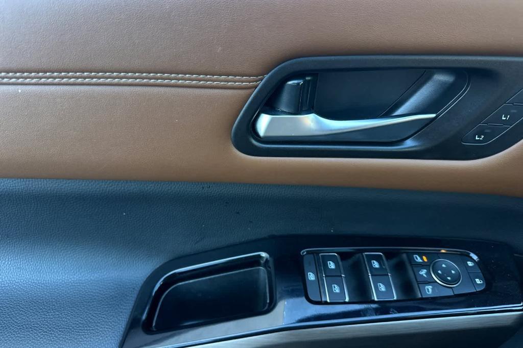 used 2022 Nissan Pathfinder car, priced at $25,818