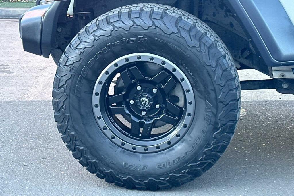 used 2019 Jeep Wrangler Unlimited car, priced at $22,999