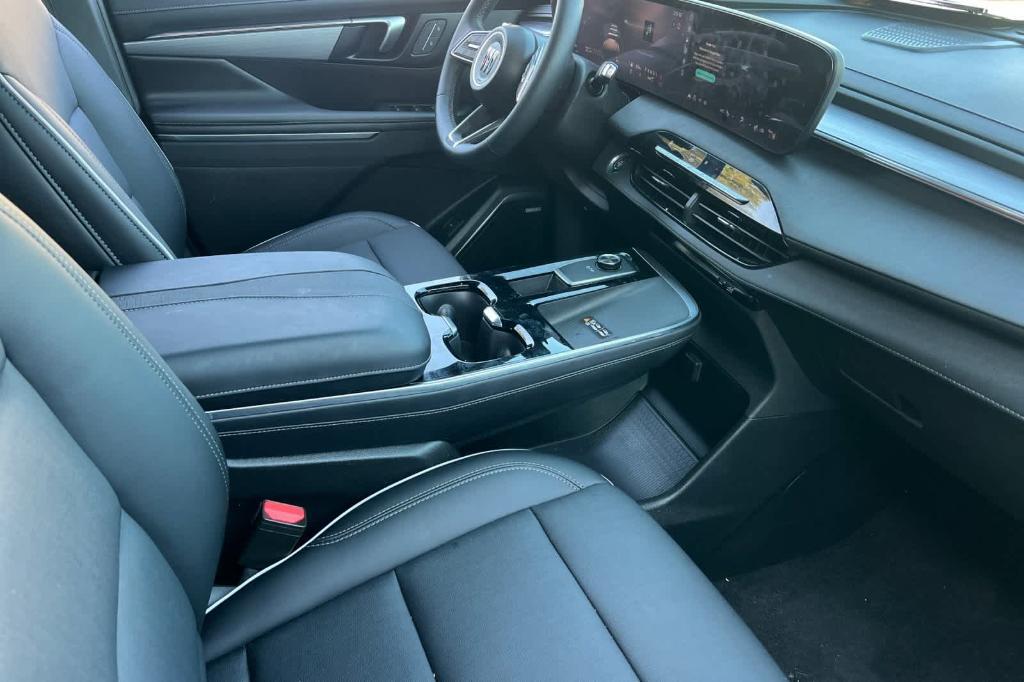 used 2025 Buick Enclave car, priced at $36,995