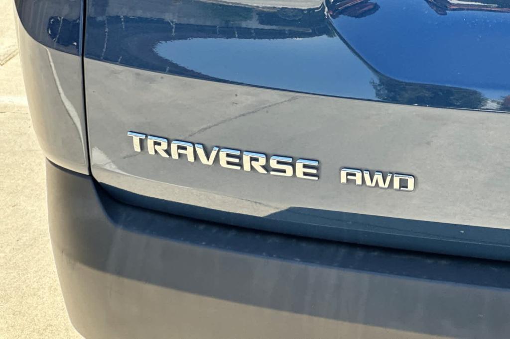 used 2023 Chevrolet Traverse car, priced at $21,798