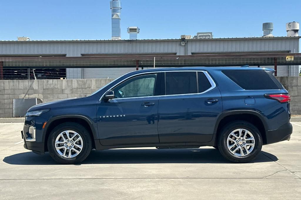 used 2023 Chevrolet Traverse car, priced at $16,999