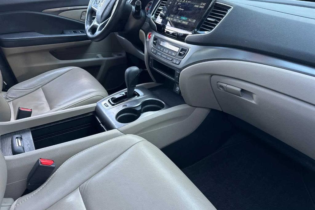 used 2019 Honda Pilot car, priced at $22,187