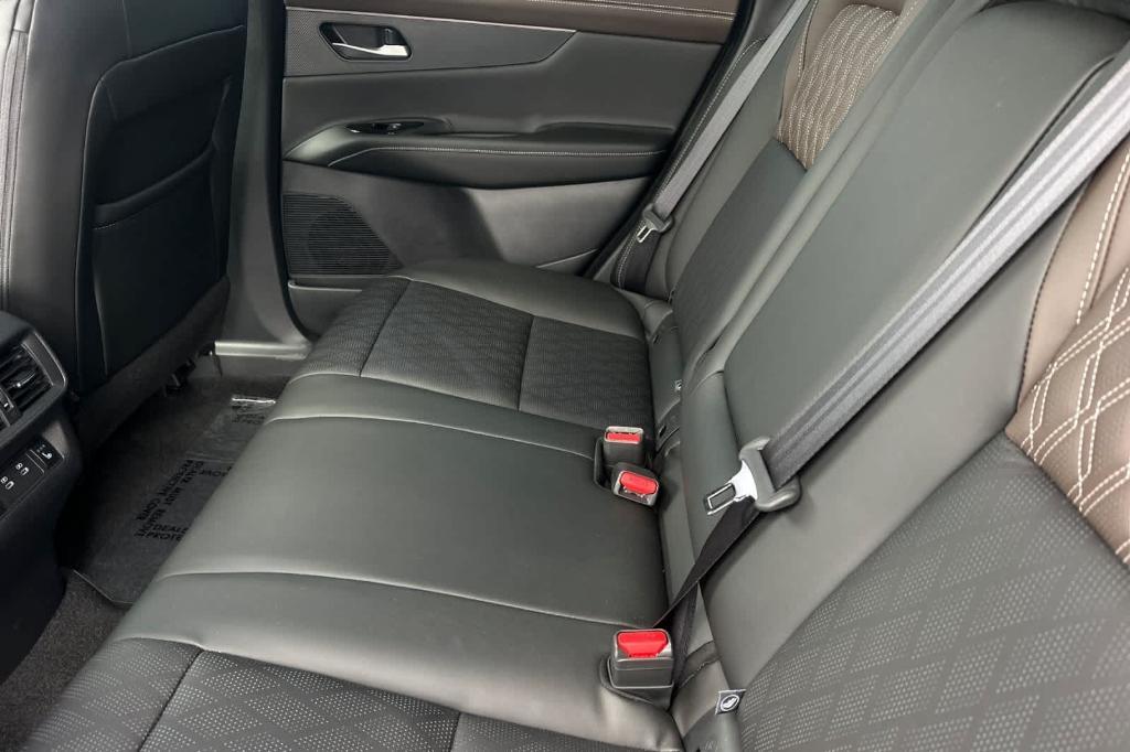 new 2025 Nissan Murano car, priced at $43,919