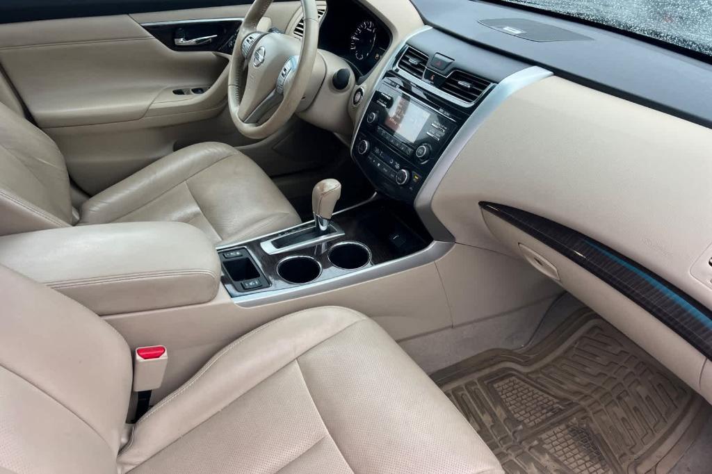 used 2013 Nissan Altima car, priced at $7,395
