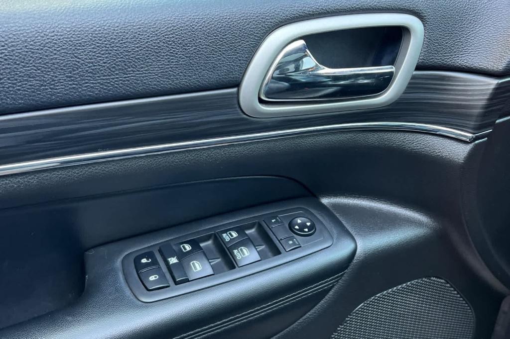 used 2019 Jeep Grand Cherokee car, priced at $16,621