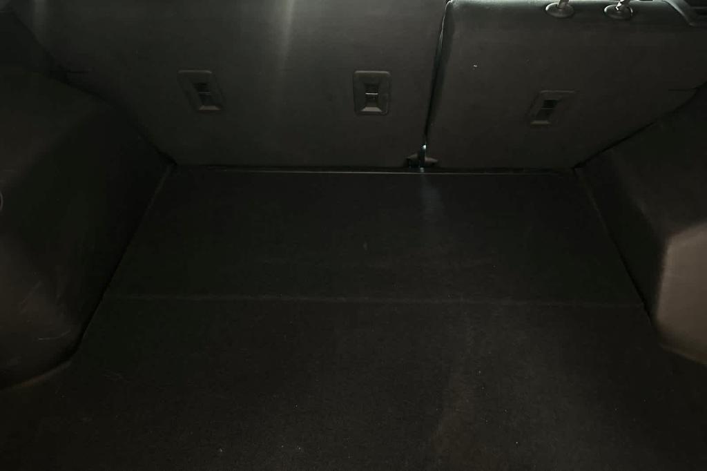 used 2024 Chevrolet Equinox car, priced at $21,508