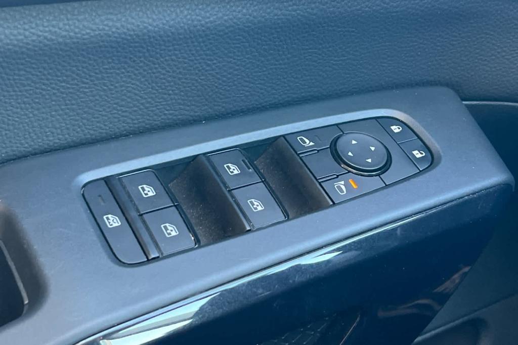 used 2025 Nissan Pathfinder car, priced at $34,946