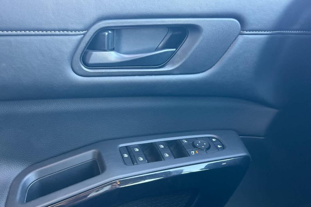 used 2025 Nissan Pathfinder car, priced at $34,946