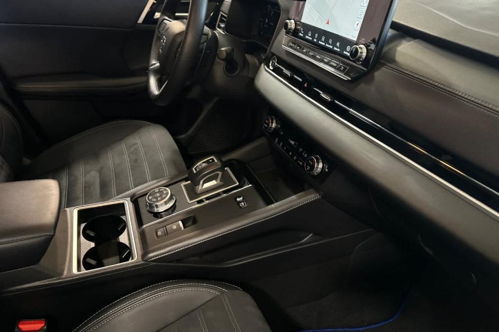 used 2024 Mitsubishi Outlander PHEV car, priced at $31,659