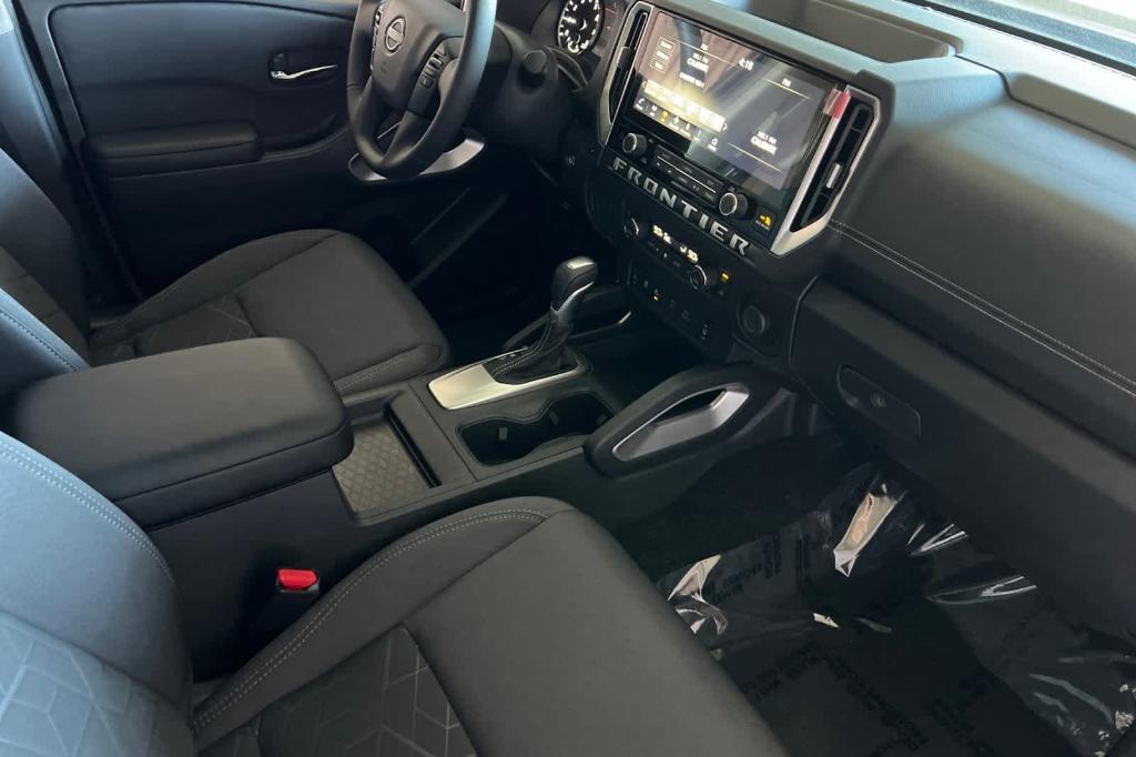new 2025 Nissan Frontier car, priced at $33,790