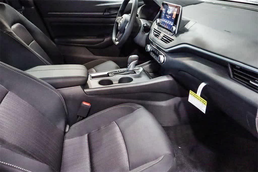 new 2025 Nissan Altima car, priced at $26,079