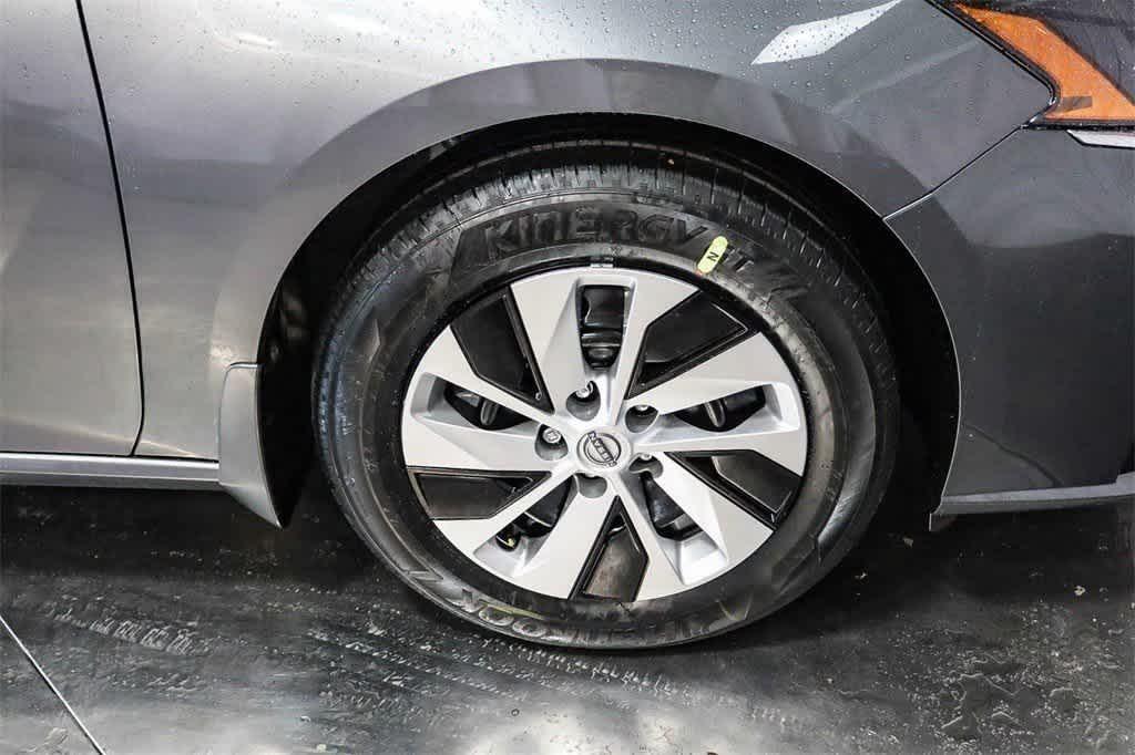 new 2025 Nissan Altima car, priced at $26,079