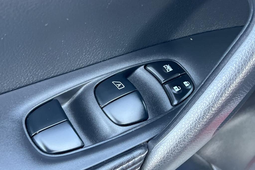 used 2022 Nissan Rogue Sport car, priced at $21,890