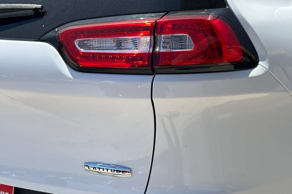 used 2014 Jeep Cherokee car, priced at $13,679