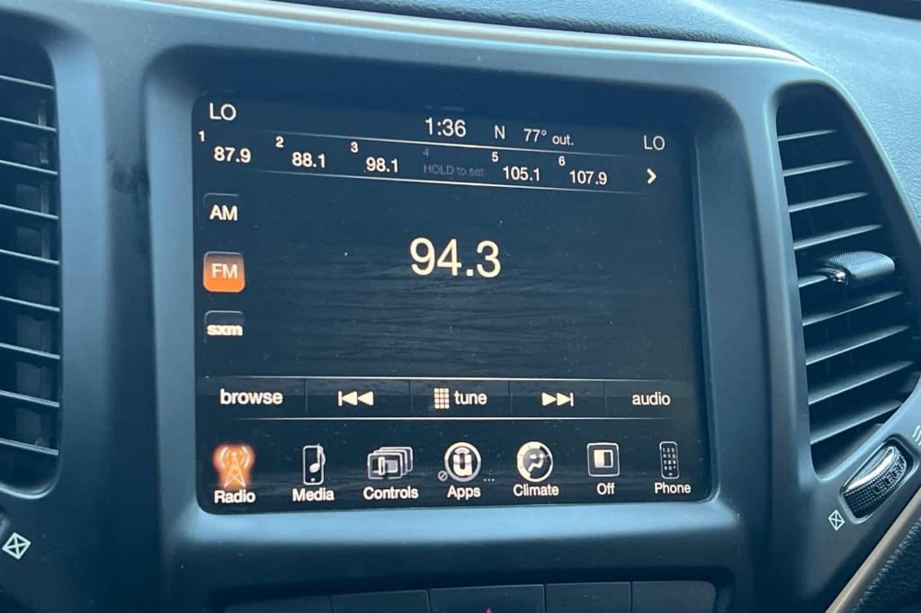 used 2014 Jeep Cherokee car, priced at $13,679