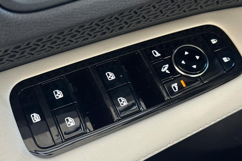 new 2025 Nissan ARIYA car, priced at $45,740