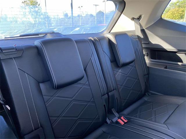 used 2024 Volkswagen Atlas car, priced at $36,992