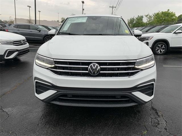 new 2024 Volkswagen Tiguan car, priced at $34,031